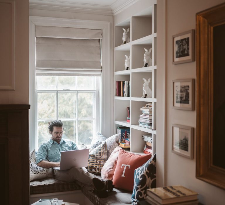 pexels-taryn-elliott-4231767